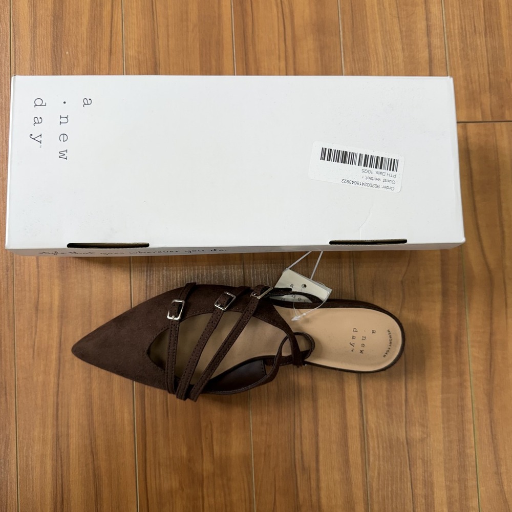 A New Day Shoes Womens Size 7 Brown Faux Suede Twiggy Flats Slingback